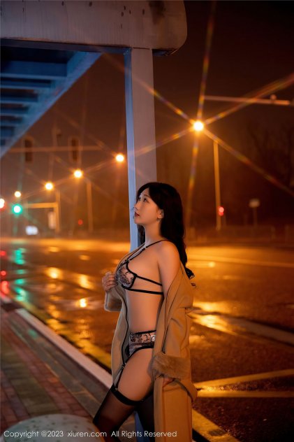 男人j进女人屁网站免费海报