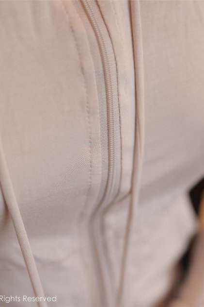 欧美亚洲精品第二区(2004)科幻片高清海报