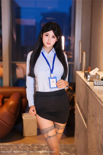 调教性奴女教师小说(1998)悬疑片高清海报