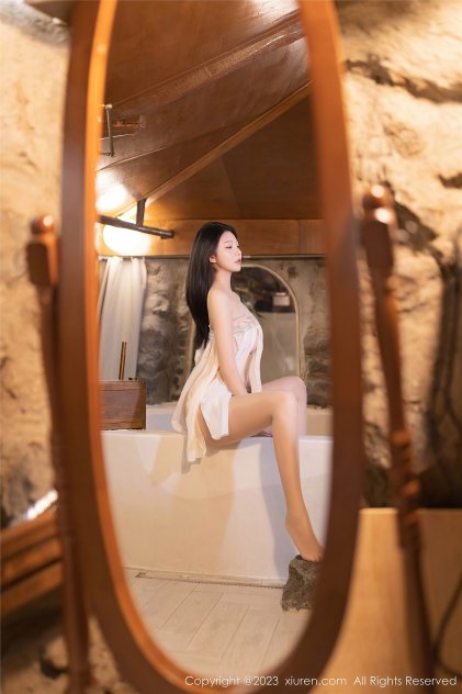 美女被带到调教室穿戴sm刑具(1986)警匪片高清海报